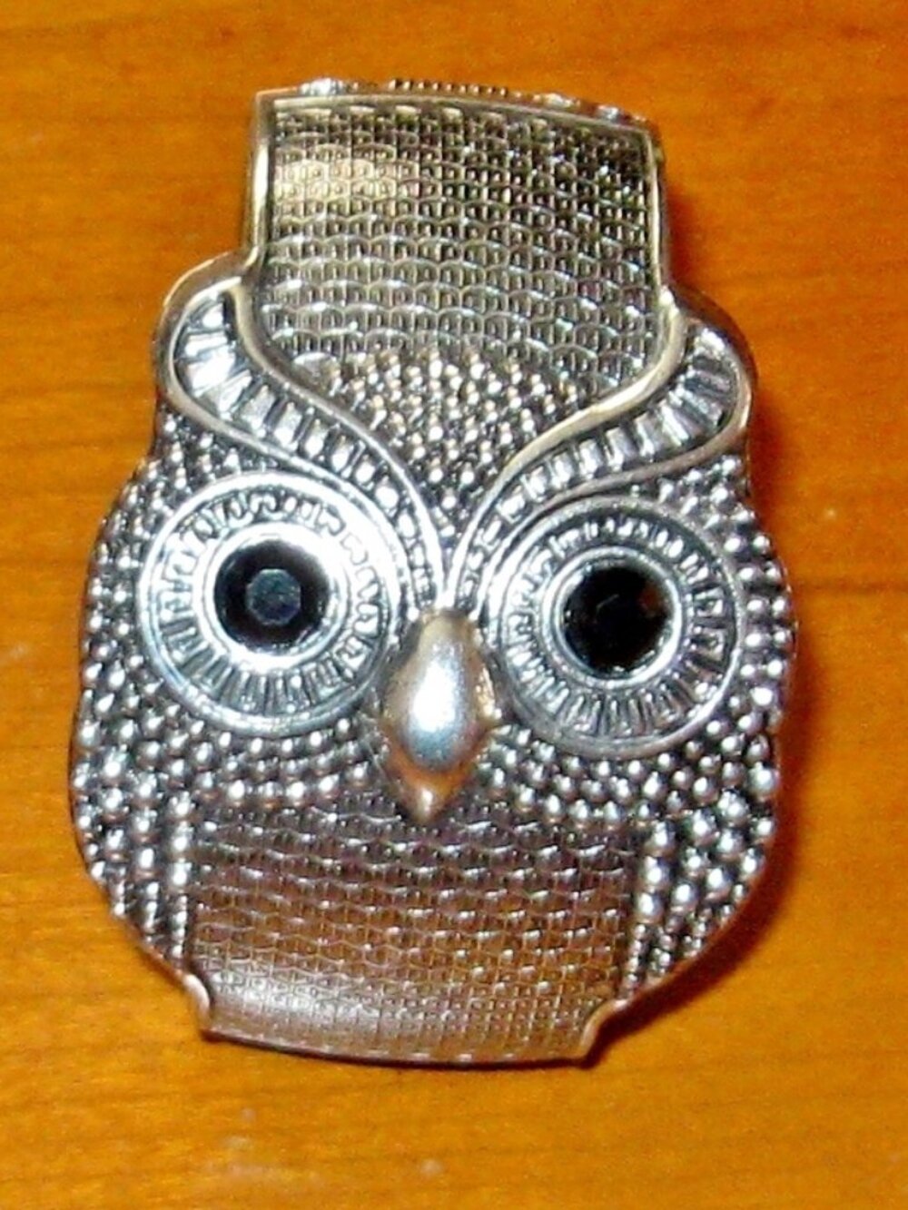 Owl Cuff Bracelet w Black Round Eyes Silvertone Metal w Spring Clousure